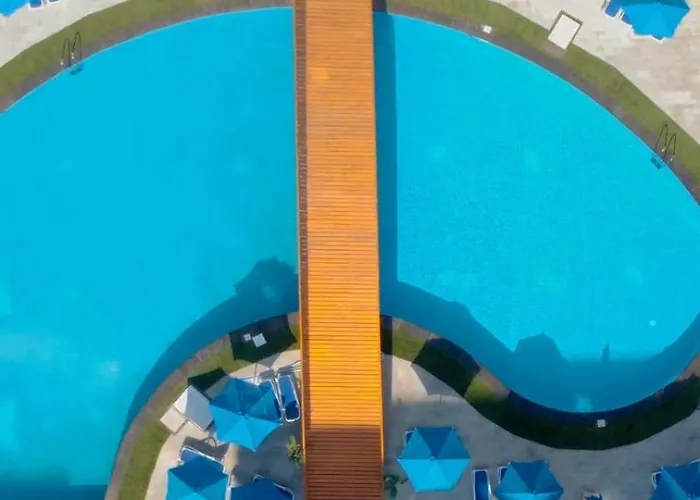 Unique Free Access Otel